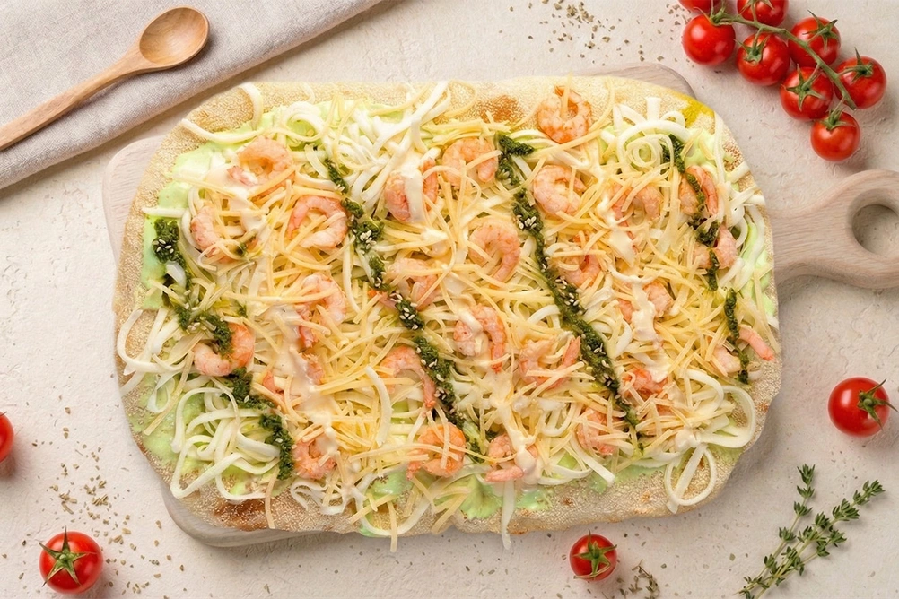 пицца креветки с сыром и соусом васаби