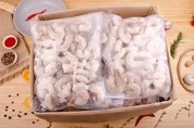коробка креветок очищенных